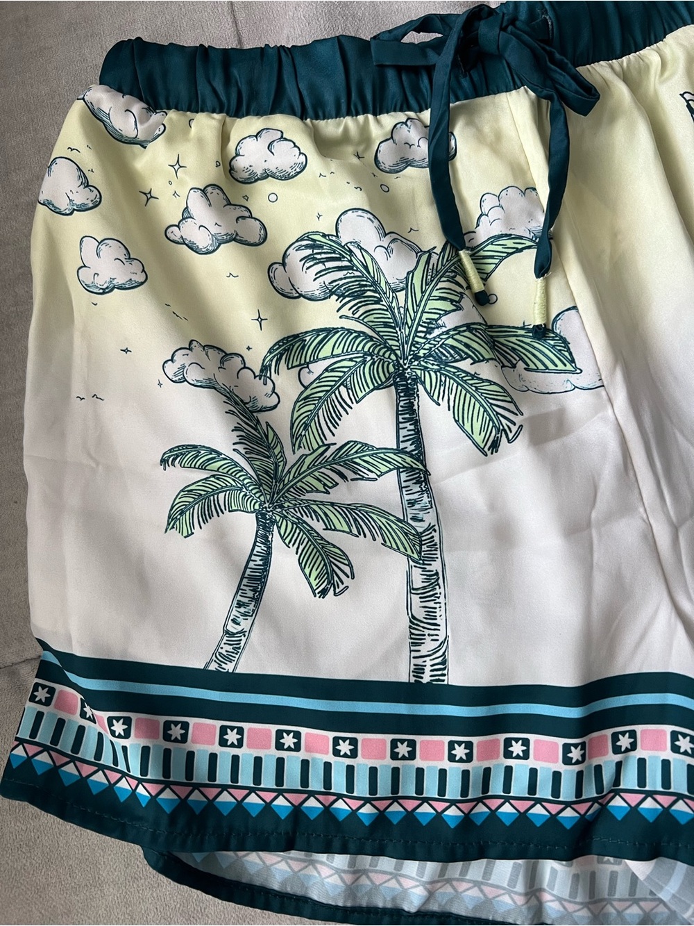 Anthropologie Celandine Casuarina Shorts in Yellow Pattern Size Small NWT - Picture 4 of 13